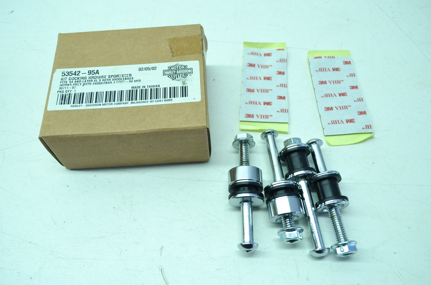 OEM Harley-Davidson 53542-95A Docking Hardware Kit NOS