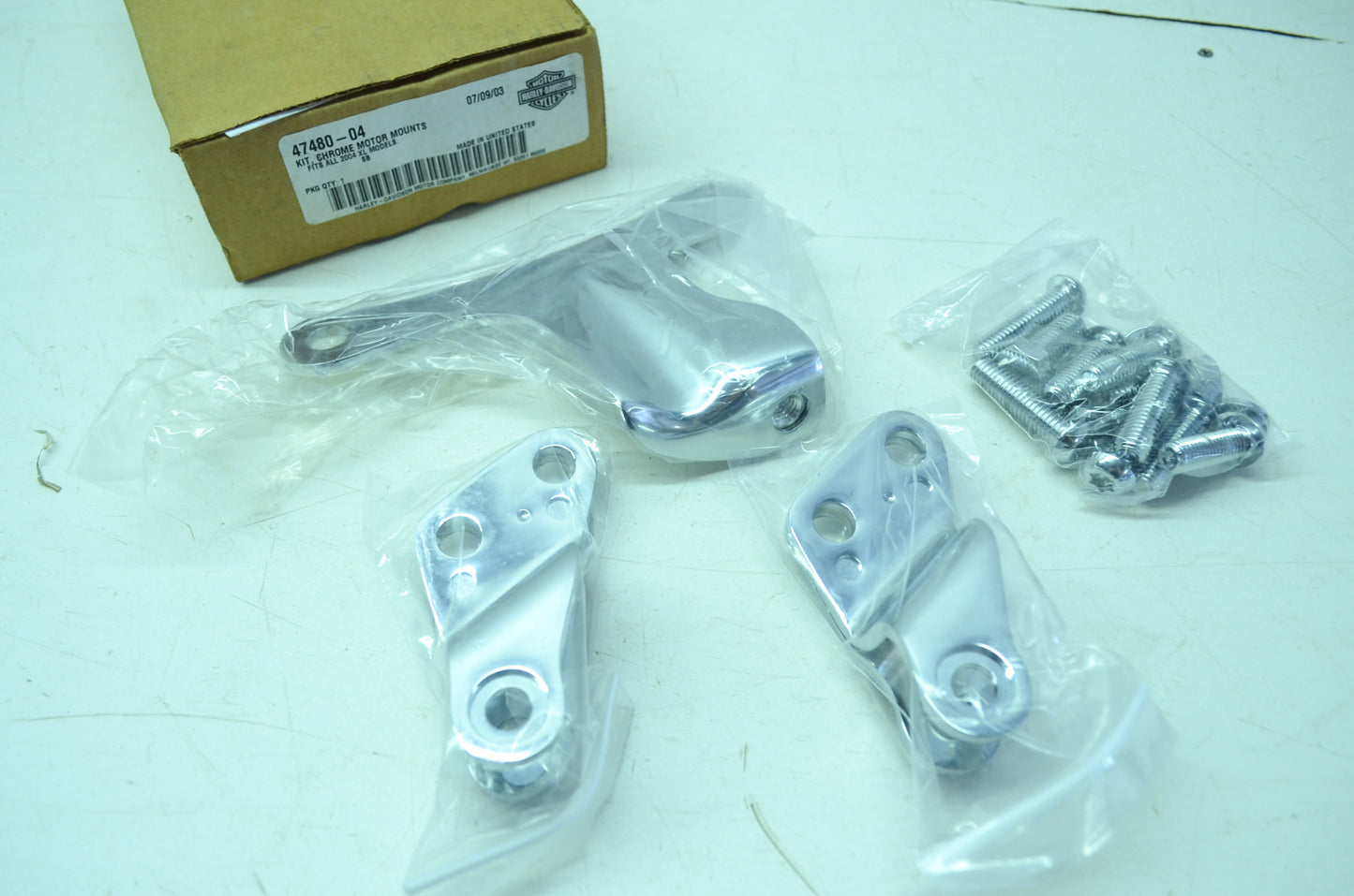 NEW OEM Harley-Davidson Chrome Motor Mount Brackets Bolts 04-07 Sportster XL 474