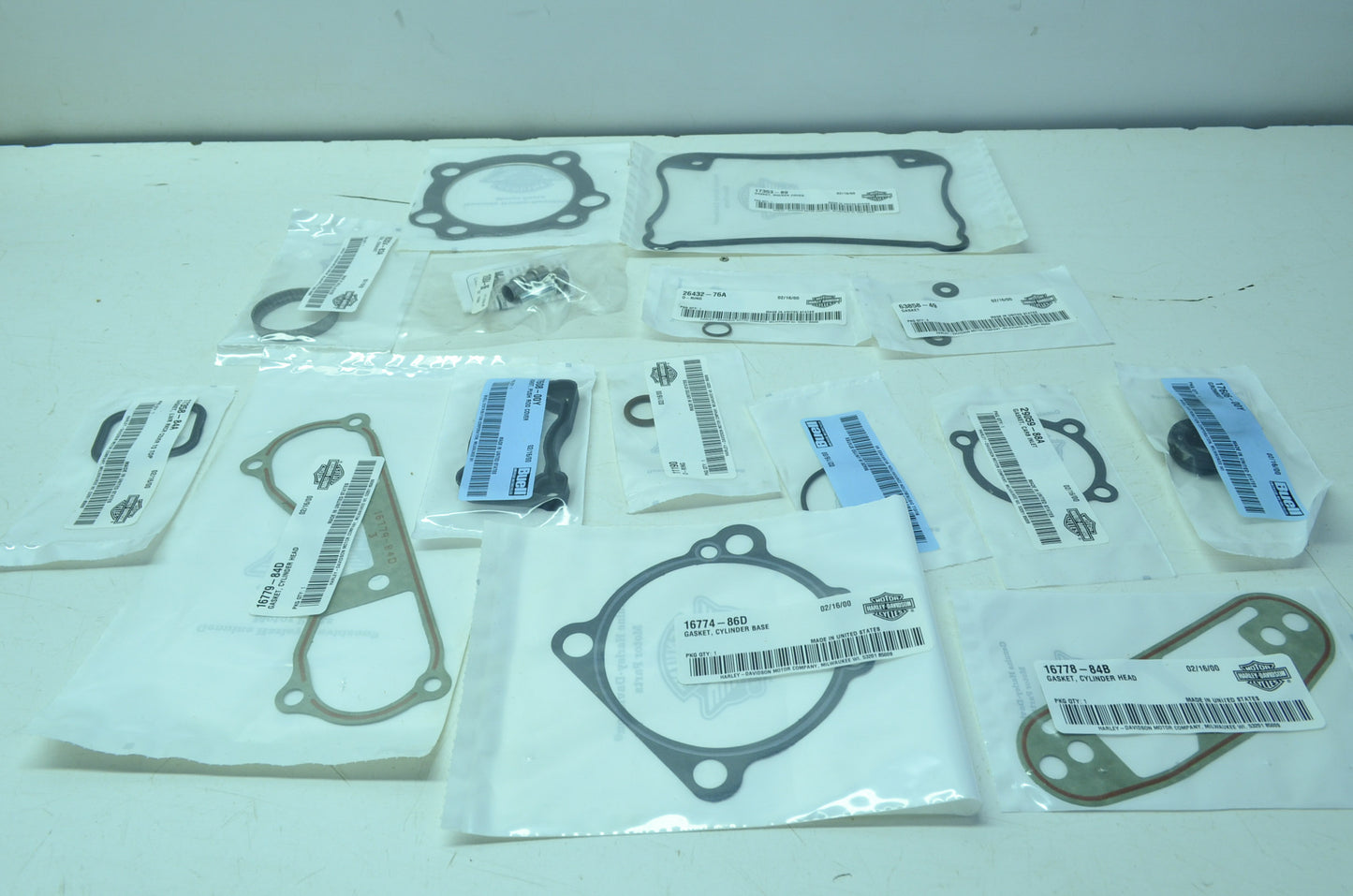 OEM Harley-Davidson 17055-00Y Top End Gasket Engine Kit NOS