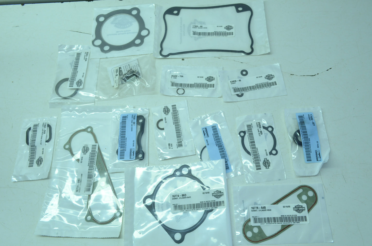 OEM Harley-Davidson 17055-00Y Top End Gasket Engine Kit NOS