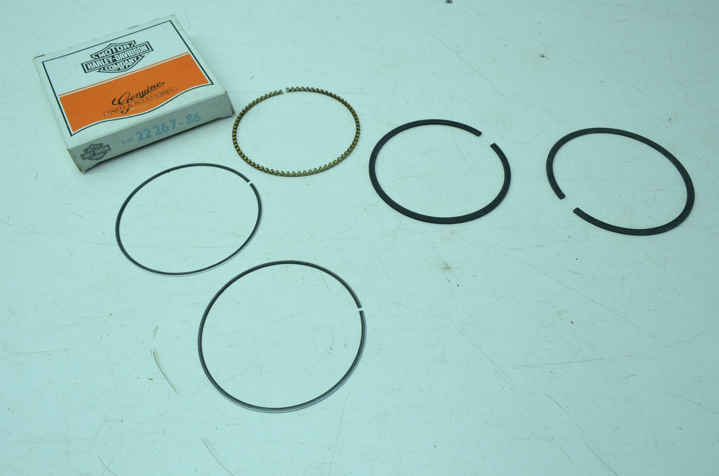 OEM Harley-Davidson 22267-86 Ring Set STD NOS
