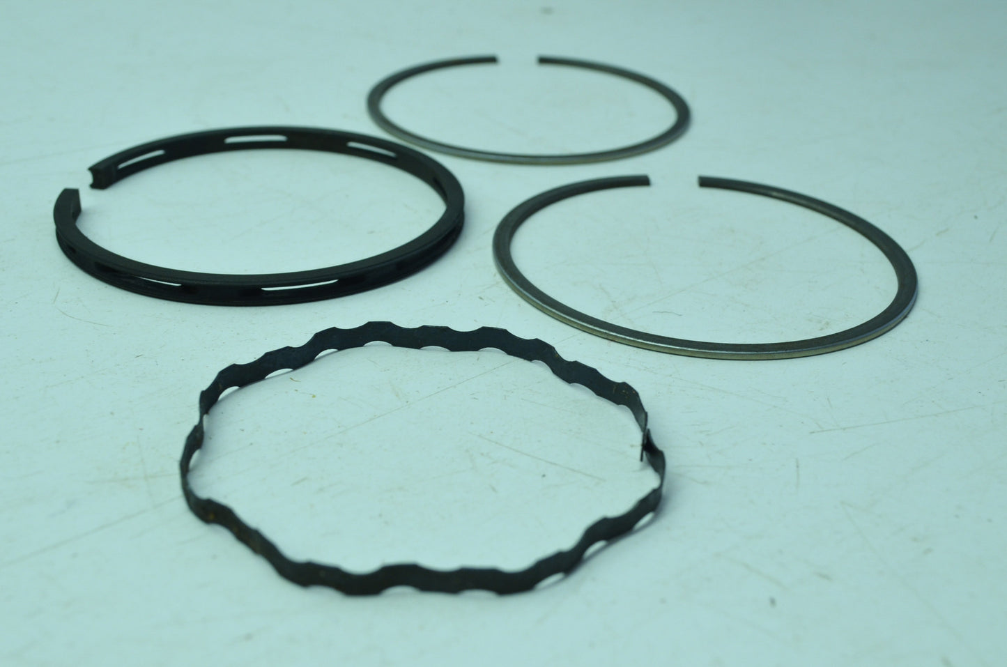 OEM Harley-Davidson 22362-57A Rings Set NOS