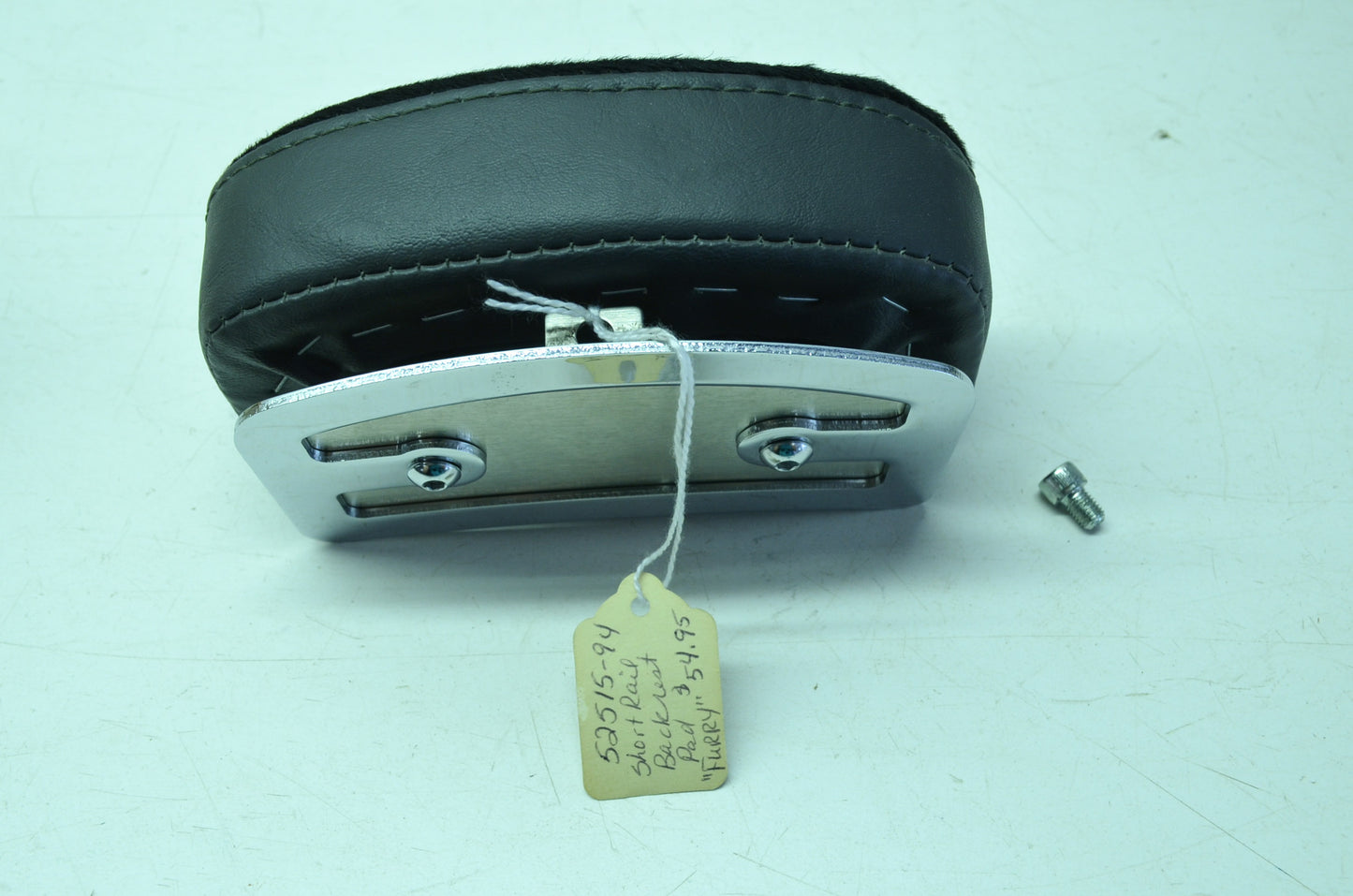 NEW OEM Harley Davidson Short Rail Backrest Pad FLSTN 52515-94 NOS