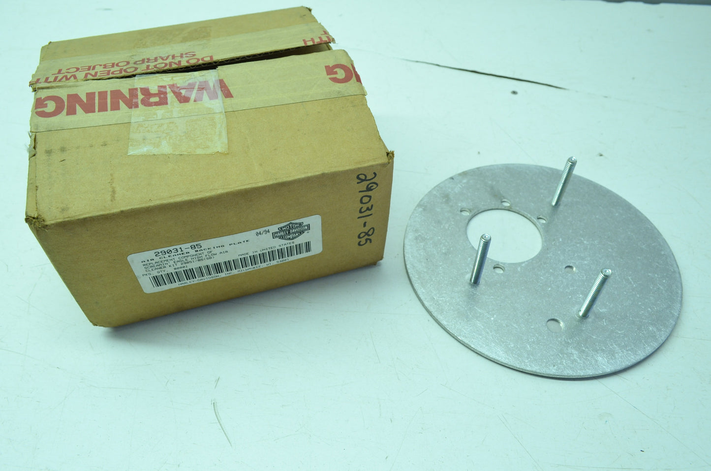 NEW OEM Harley Davidson Air Cleaner Backing Plate 29031-85 NOS