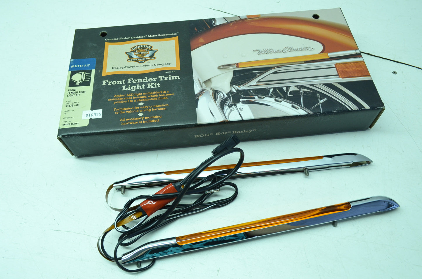 NEW OEM Harley Davidson Front Fender Trim Light Kit 91876-03 NOS