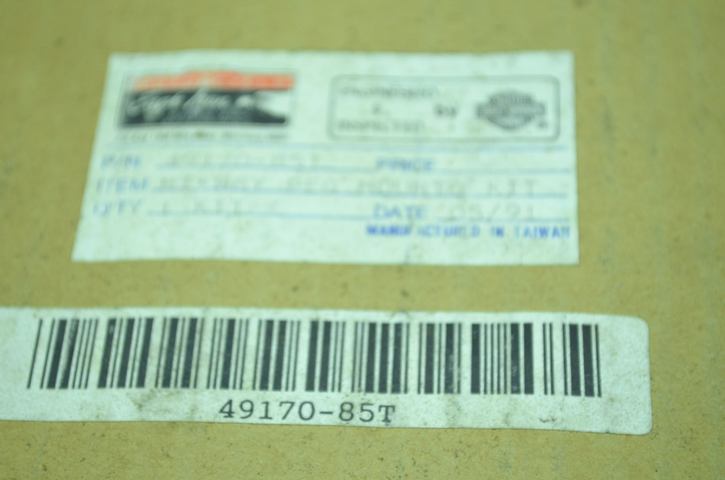 OEM Harley-Davidson 49170-85T Hi-Way Peg Mounting Kit NOS