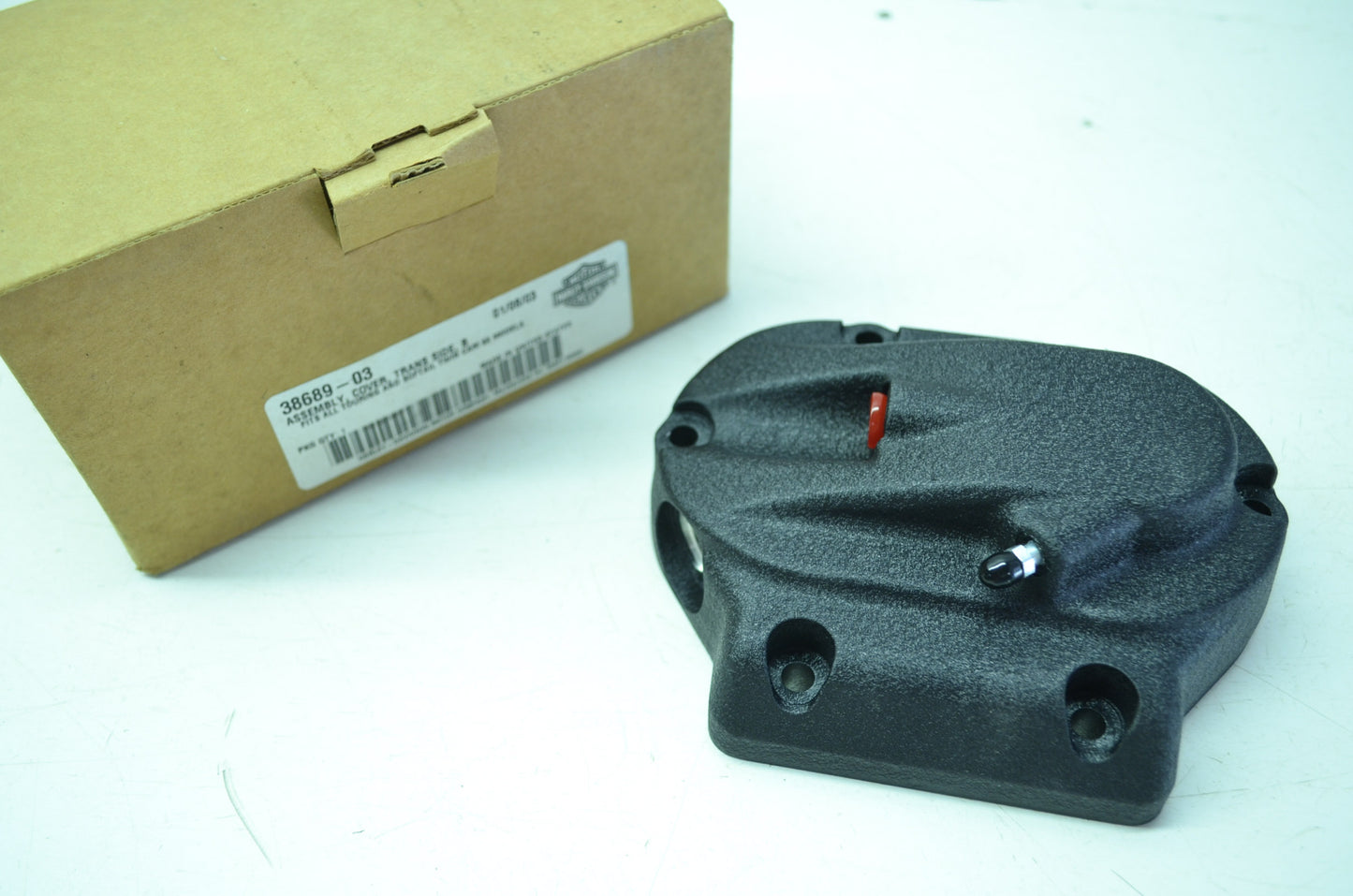 OEM Harley-Davidson 38689-03 Transmission Side Cover Assembly B NOS
