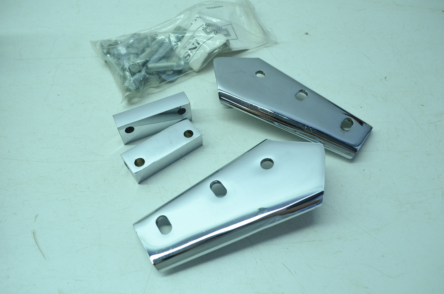 OEM Harley-Davidson 50601-83 Foot Floor Board Passenger Chrome Covers FXRT FLT F