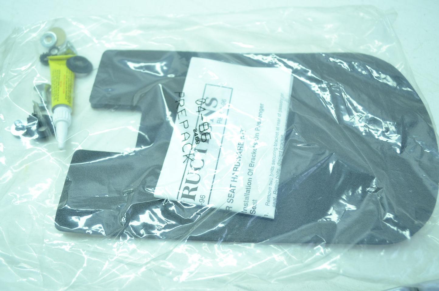 NEW OEM Harley Davidson Detachable Pillion Hardware Kit 51656-96 NOS