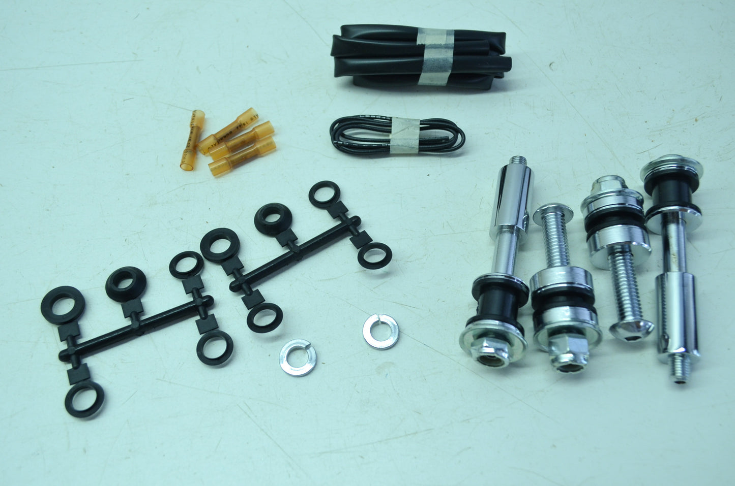 OEM Harley-Davidson 53529-95 Docking Hardware Kit NOS