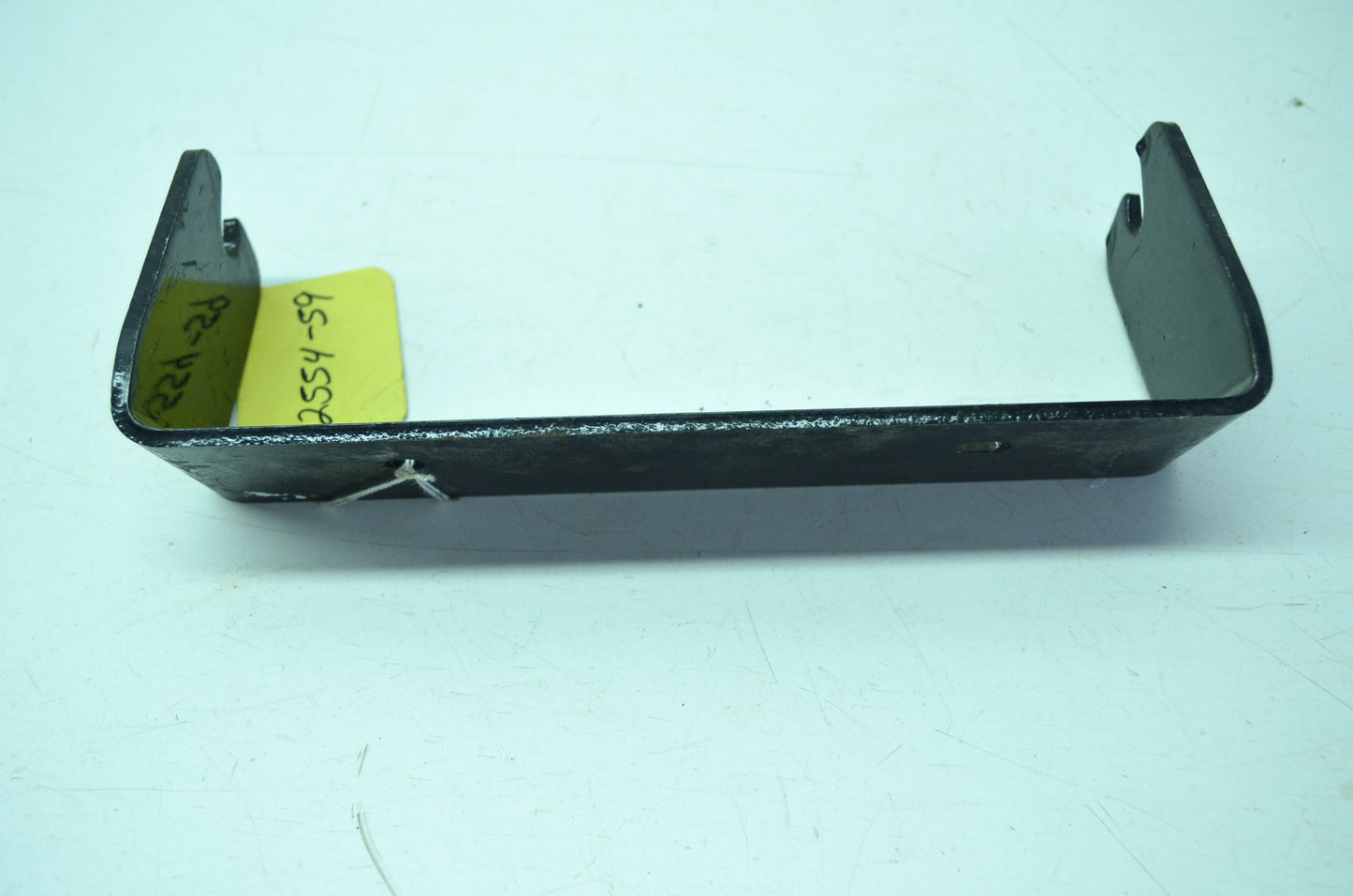 NEW OEM Harley Davidson Rear Lower Seat Bracket 52554-59 NOS