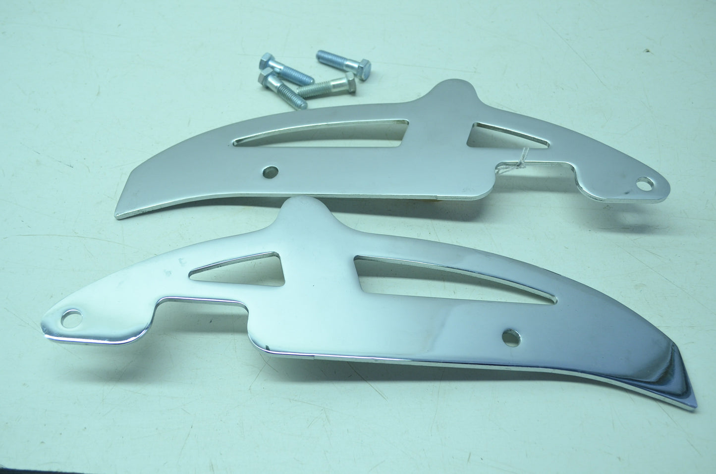 NEW OEM Harley Davidson Sissy Upright Bar Side Plate Bracket Kit 53558-81 NOS