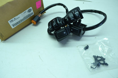 OEM Harley-Davidson 70086-00 Handlebar Switch Kit NOS