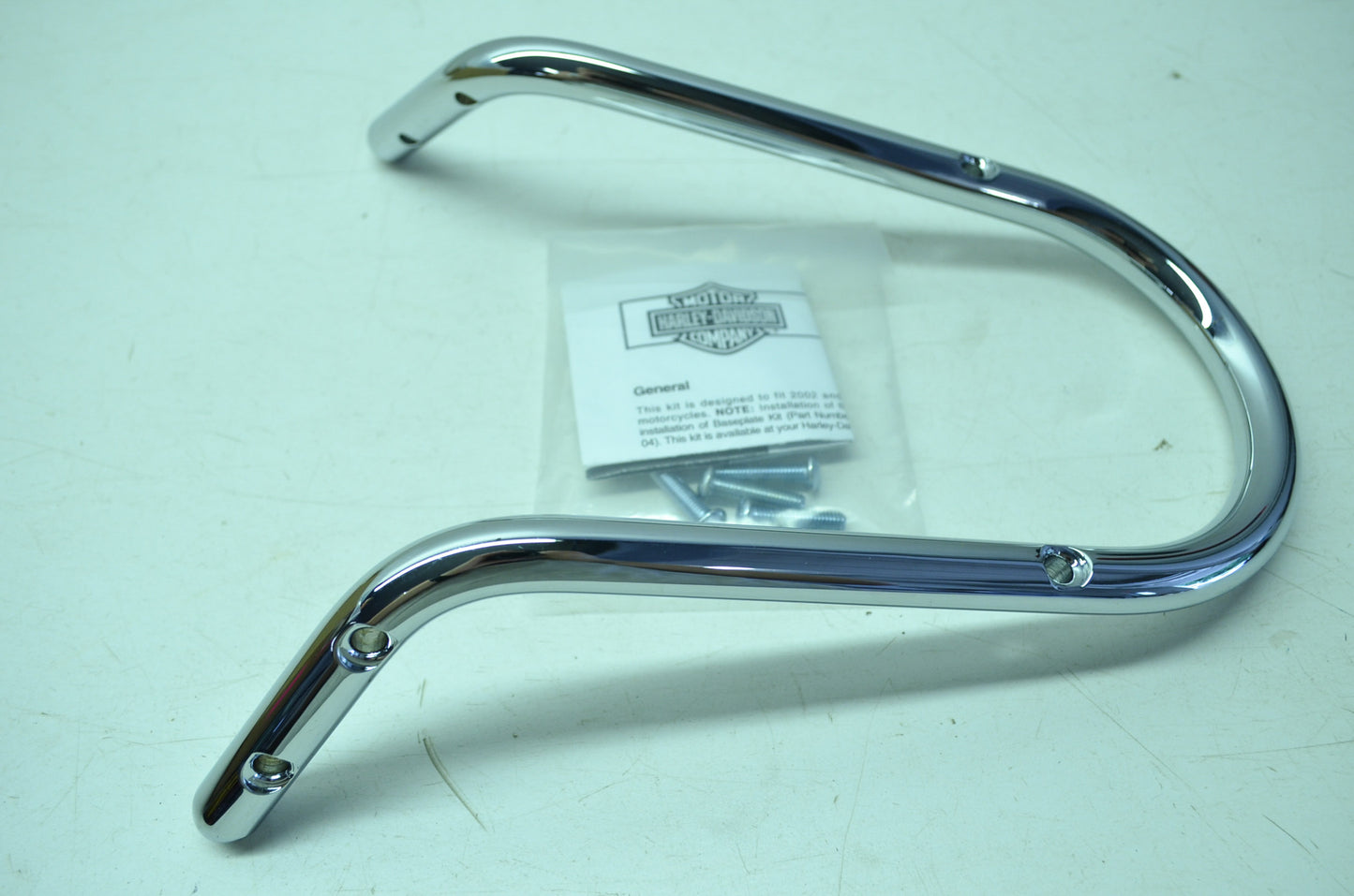 NEW OEM Harley Davidson Low Upright Kit Sissy Bar 51126-01 NOS