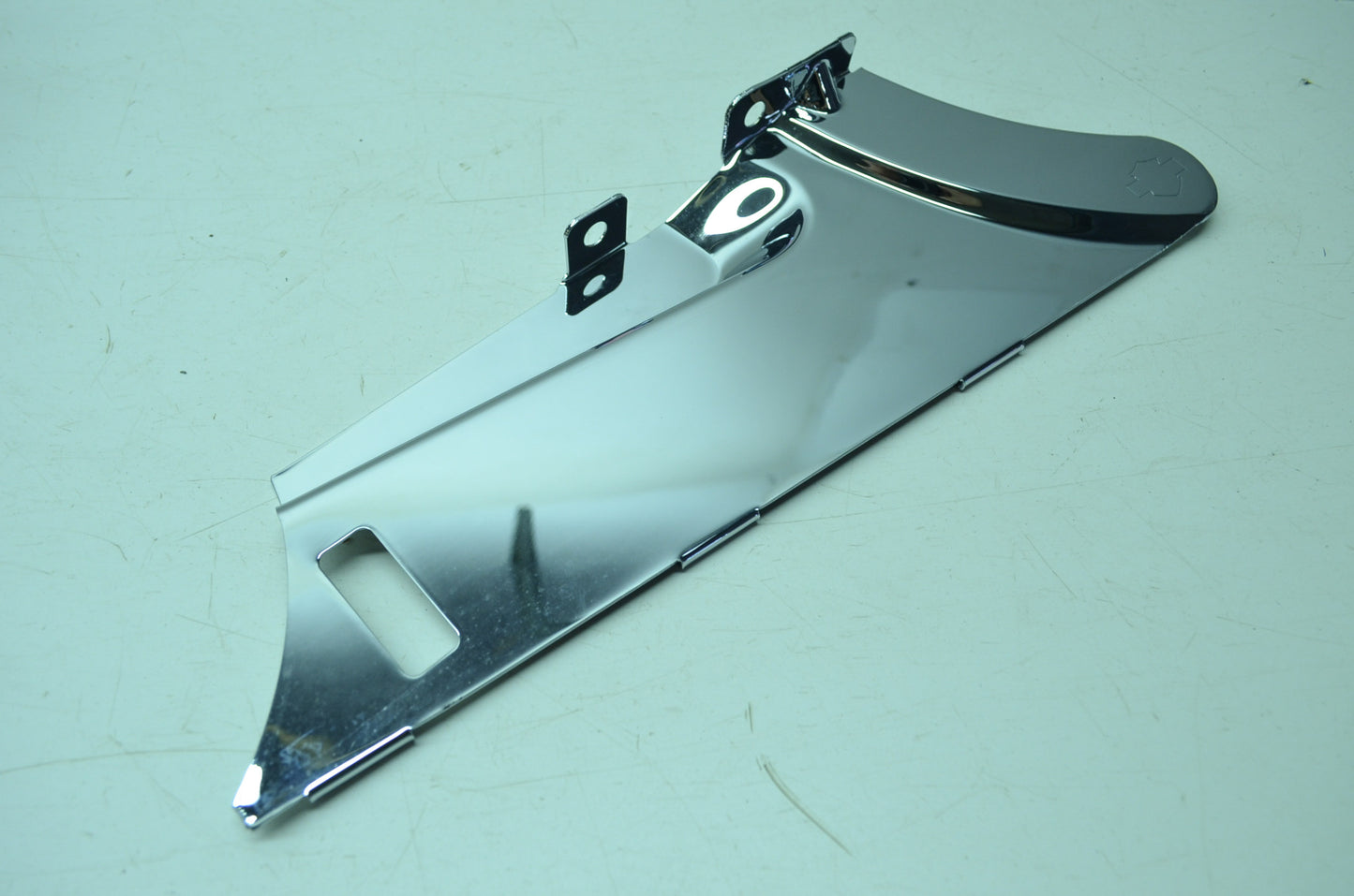 OEM Harley-Davidson 60485-99A Lower Debris Deflector Cover NOS