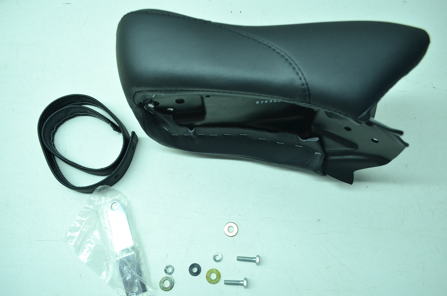 OEM Harley-Davidson 52117-97 Pillion Pad NOS