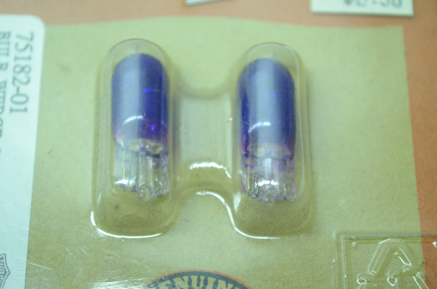 OEM Harley-Davidson 75182-01 Bulb Type T-3 1/4 #194 Blue NOS