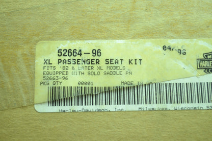OEM Harley-Davidson 52664-96 Passenger Seat Kit NOS