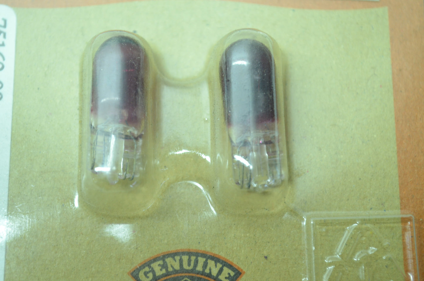OEM Harley-Davidson 75162-00 Bulb Type T-3 1/4 #161 Red NOS