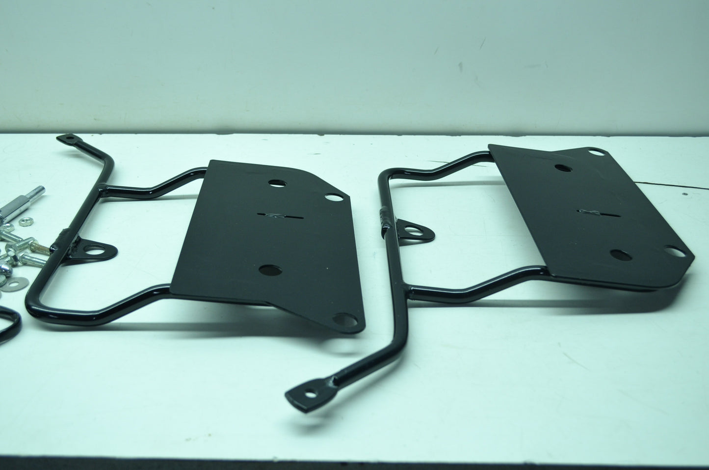 NEW OEM Harley Davidson Saddlebag Mount Relocation Kit 84-99 Softail 68396-95 NO