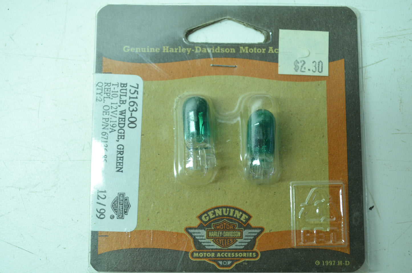 OEM Harley-Davidson 75163-00 Bulb Type T-3 1/4 #161 Green NOS