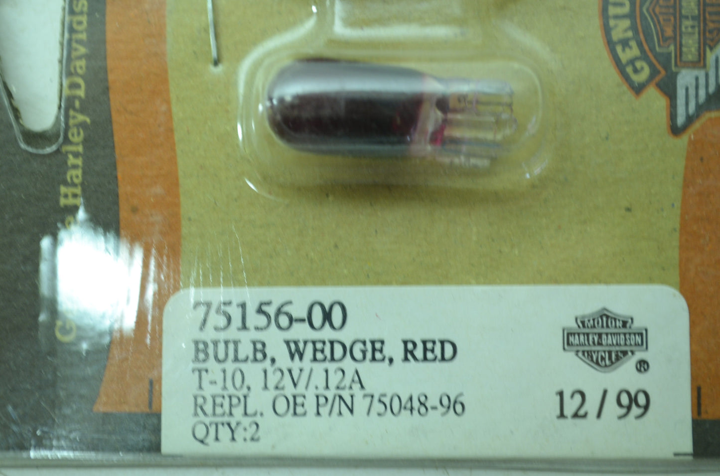 OEM Harley-Davidson 75156-00 Bulb Type T-3 1/4 Red NOS
