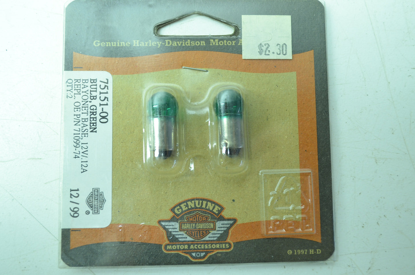 OEM Harley-Davidson 75151-00 Green Trade Bulb #53 NOS