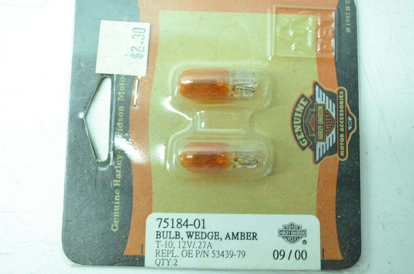 OEM Harley-Davidson 75184-01 Bulb Type T-3 1/4 #194 Amber NOS