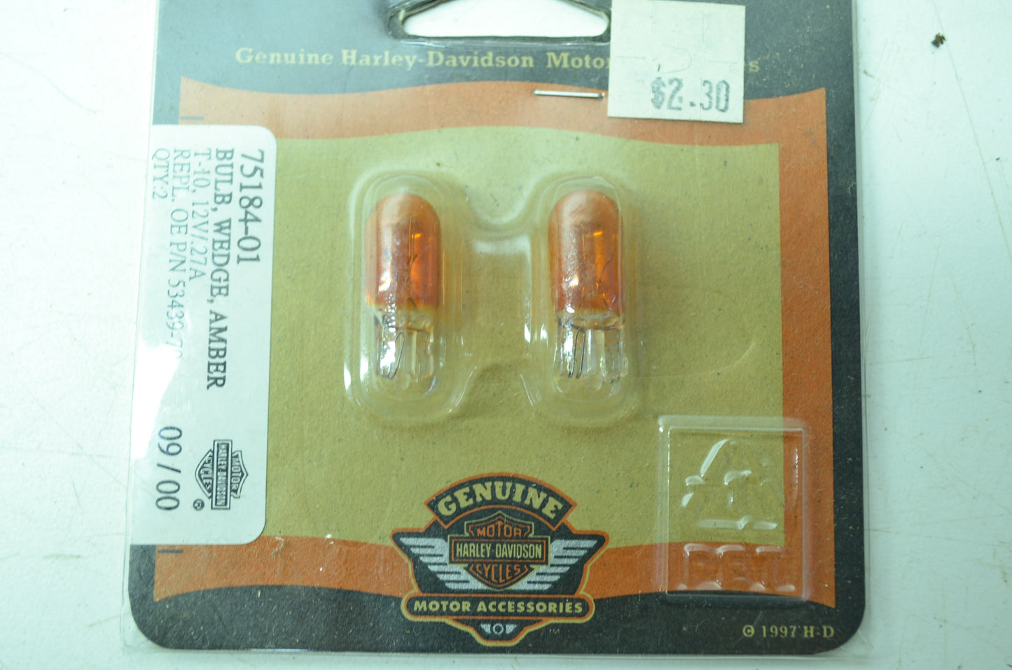 OEM Harley-Davidson 75184-01 Bulb Type T-3 1/4 #194 Amber NOS