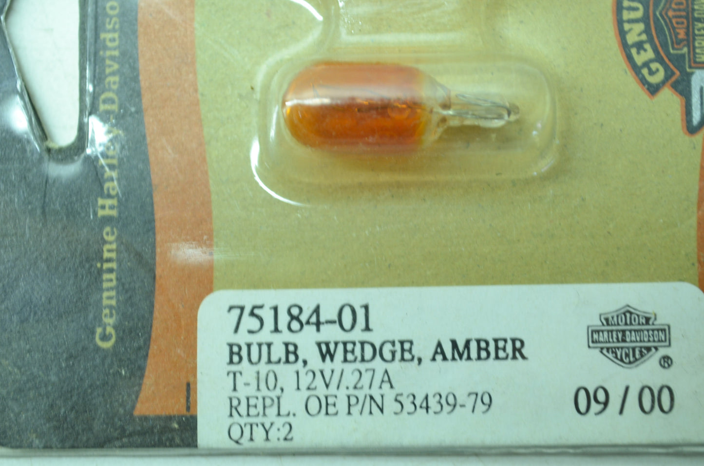 OEM Harley-Davidson 75184-01 Bulb Type T-3 1/4 #194 Amber NOS