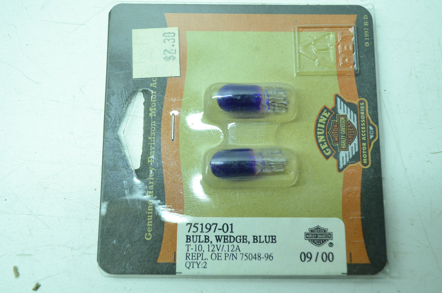 OEM Harley-Davidson 75197-01 Bulb Type T-3 1/4 Blue NOS