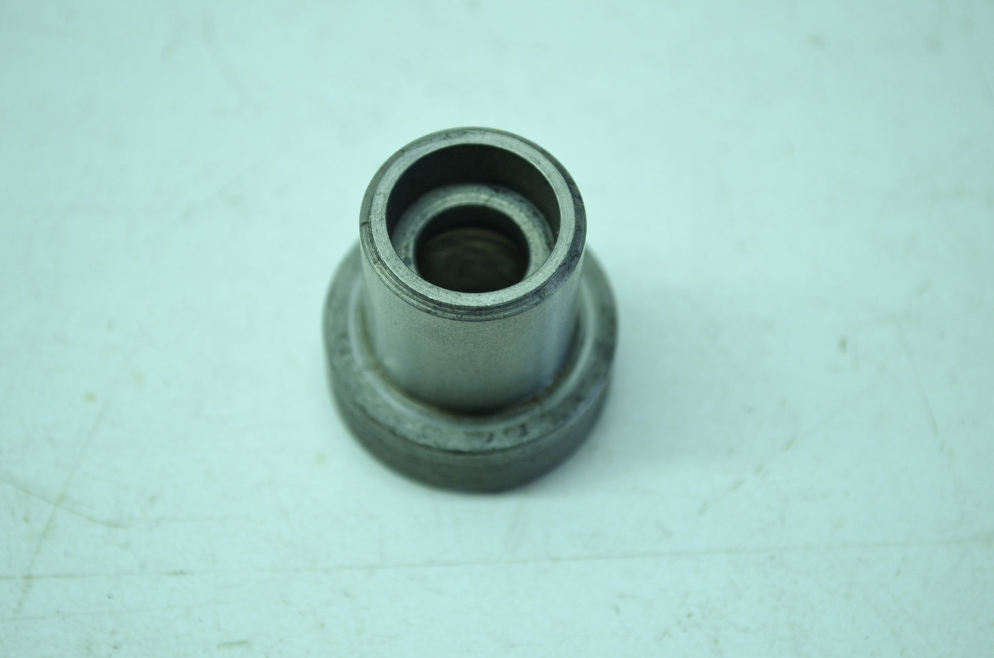Spacer NOS