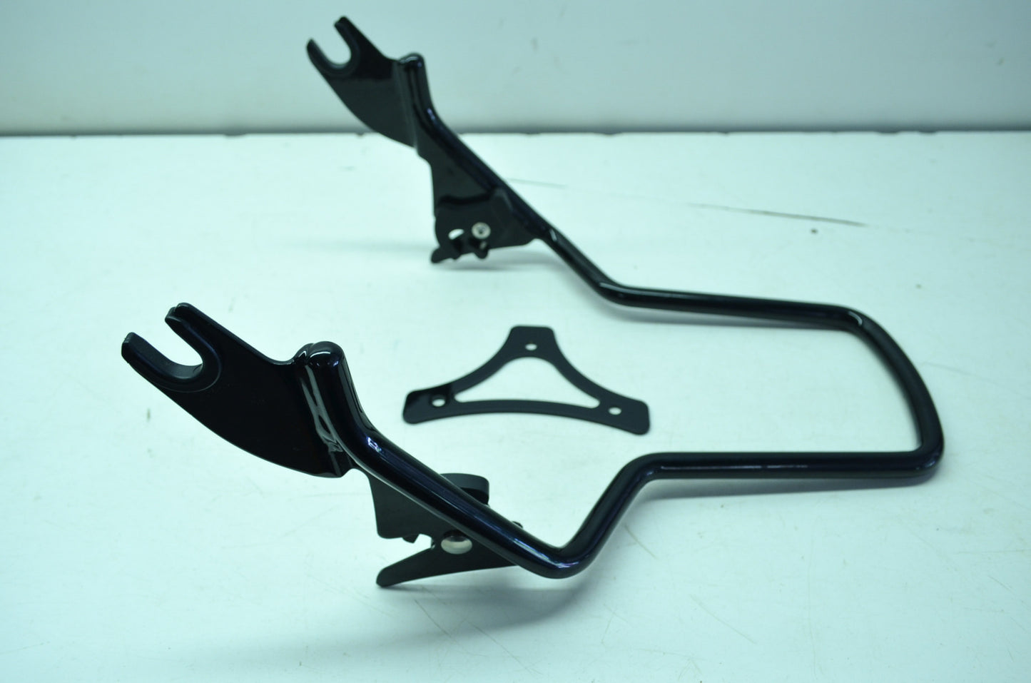 Standard Upright Sissy Bar Kit FLHR FLHX FLTR NOS