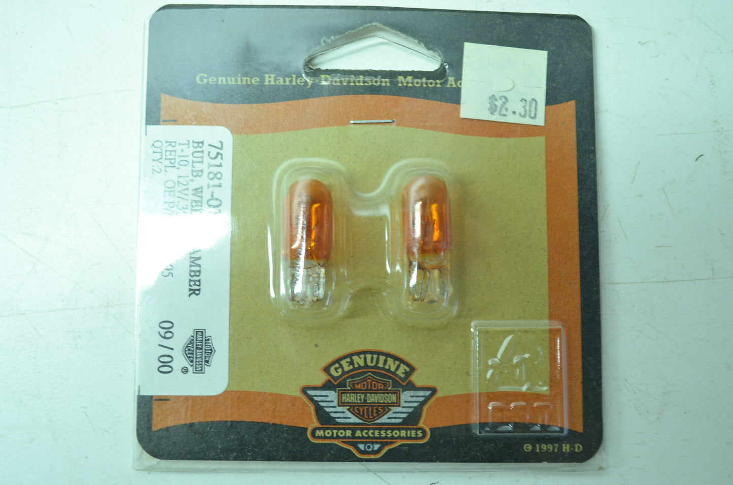 OEM Harley-Davidson 75181-01 Bulb Type T-3 1/4 #168 Amber NOS