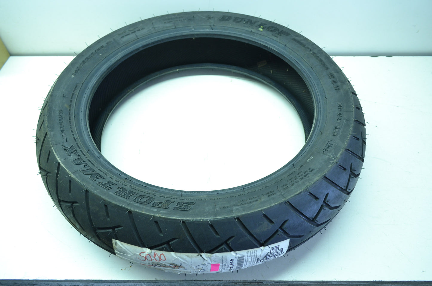 Motorcycle Harley Davidson Front Tire 140/75R17 Fat Boy FLSTF NOS