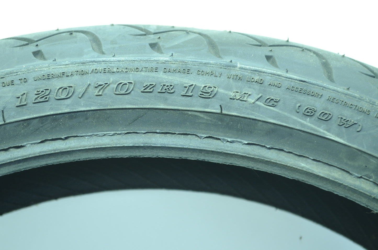 Motorcycle Harley Davidson Front Tire 120/70zR19 NOS