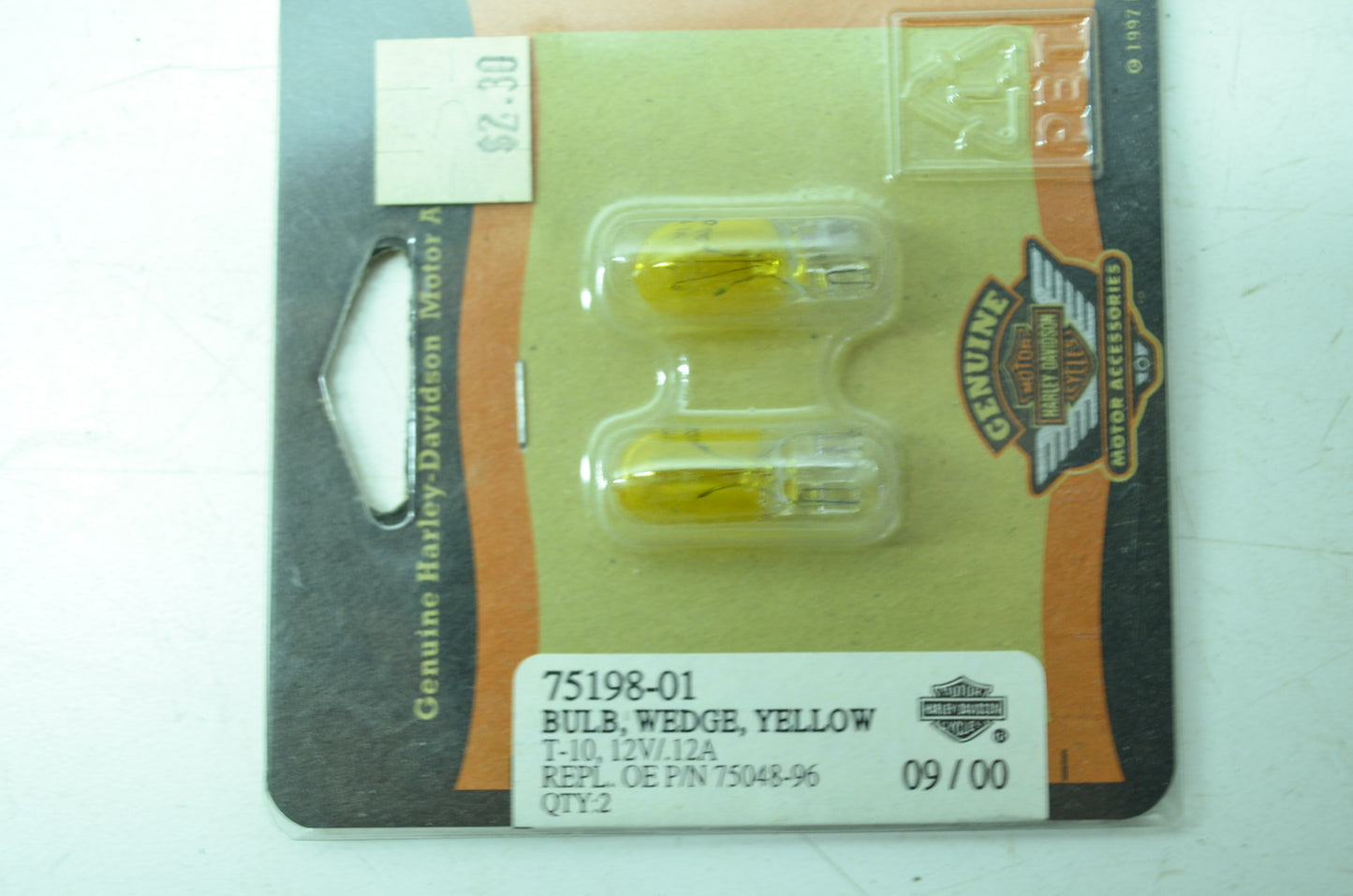 OEM Harley-Davidson 75198-01 Bulb Type T-3 1/4 Yellow NOS