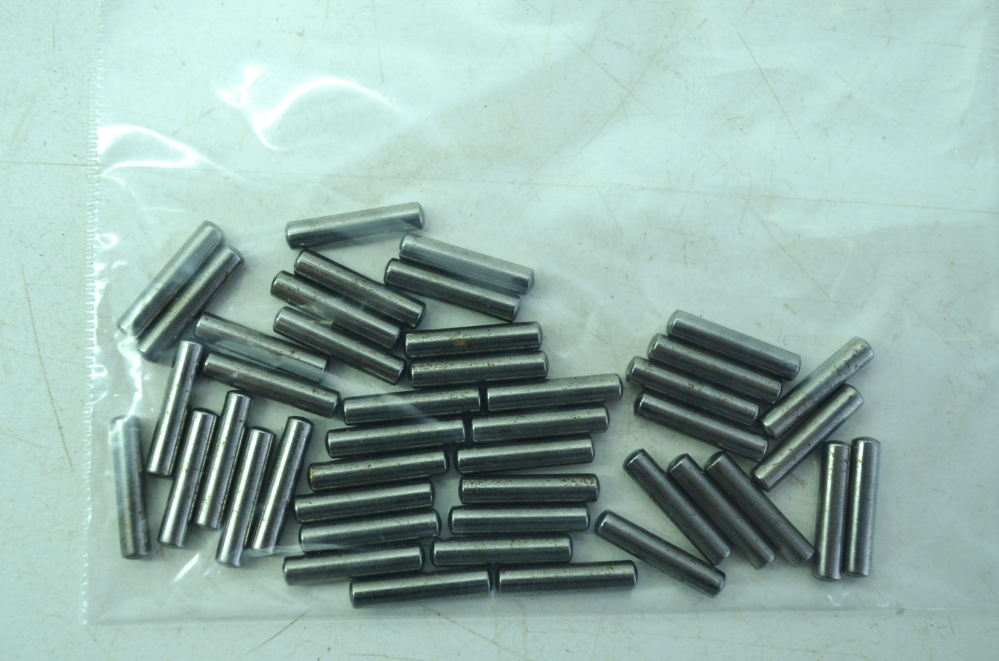 OEM Harley-Davidson 9086 Roller Qty 44 NOS