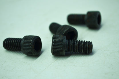 OEM Harley-Davidson 3413 Cap Screw Qty 4 NOS