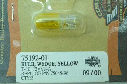 OEM Harley-Davidson 75192-01 Bulb Type T-3 1/4 #158 Yellow NOS