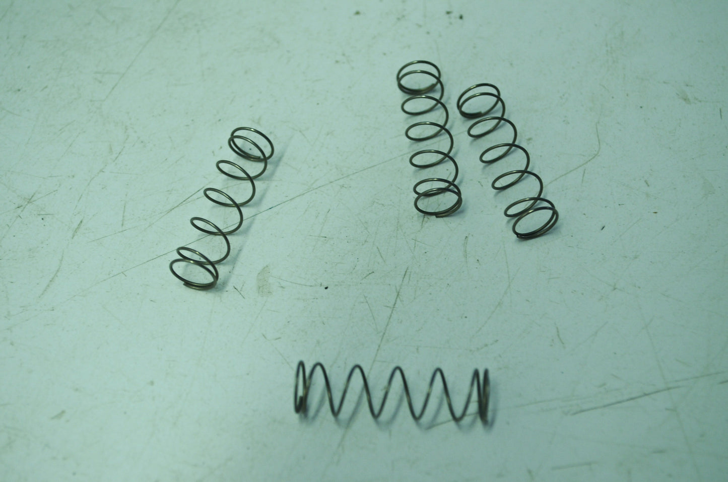 OEM Harley-Davidson 31534-66 Brush Spring Set Qty 4 NOS