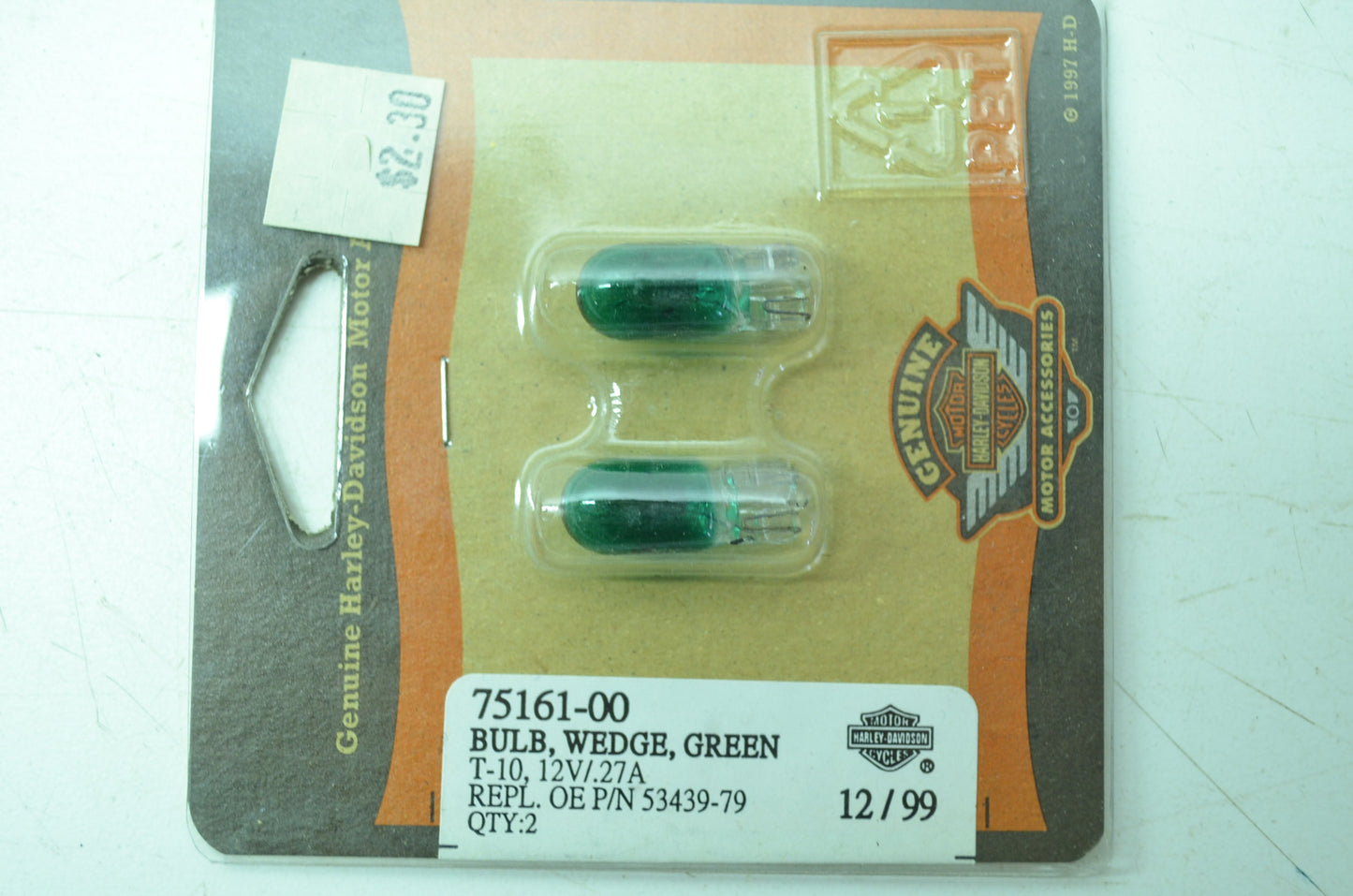 OEM Harley-Davidson 75161-00 Bulb Type T-3 1/4 #194 Green NOS