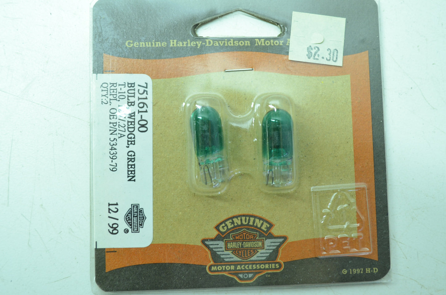 OEM Harley-Davidson 75161-00 Bulb Type T-3 1/4 #194 Green NOS