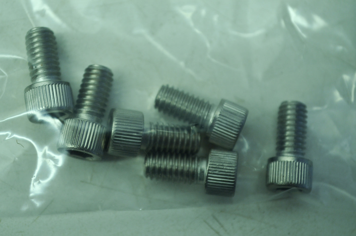OEM Harley-Davidson 3413 Cap Screw Qty 6 NOS