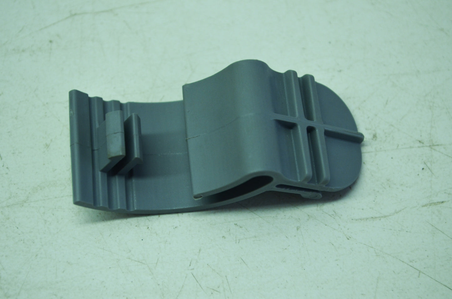 Left rear Side Cover Mounting Clip NOS