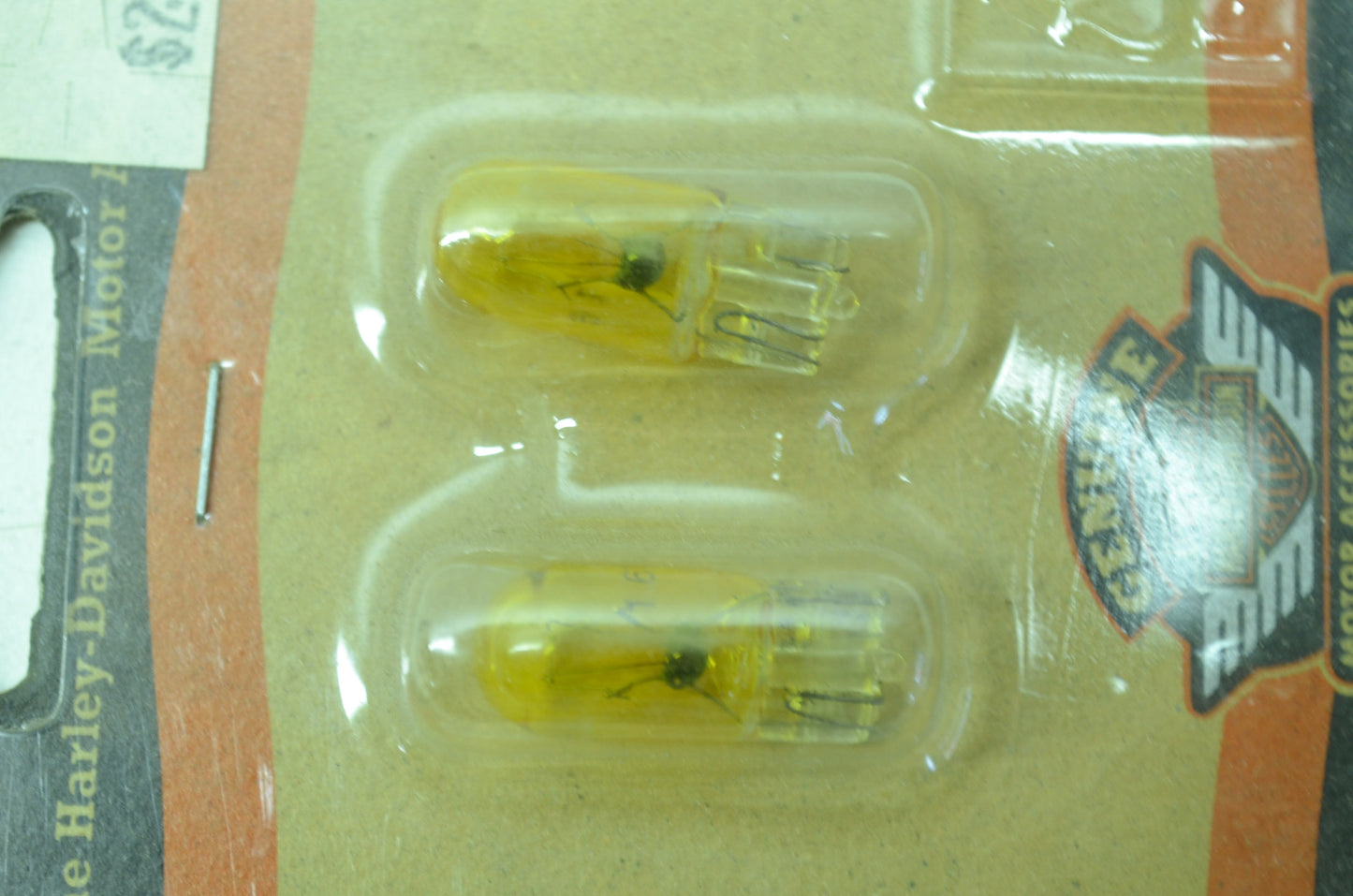 OEM Harley-Davidson 75186-01 Bulb Type T-3 1/4 #161 Yellow NOS