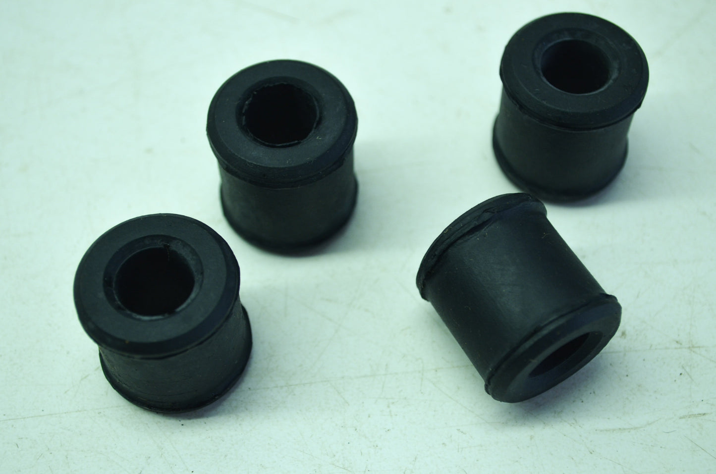 OEM Harley-Davidson 65541-79 Grommet Qty 4 NOS