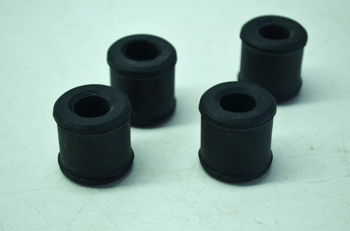 OEM Harley-Davidson 65541-79 Grommet Qty 4 NOS