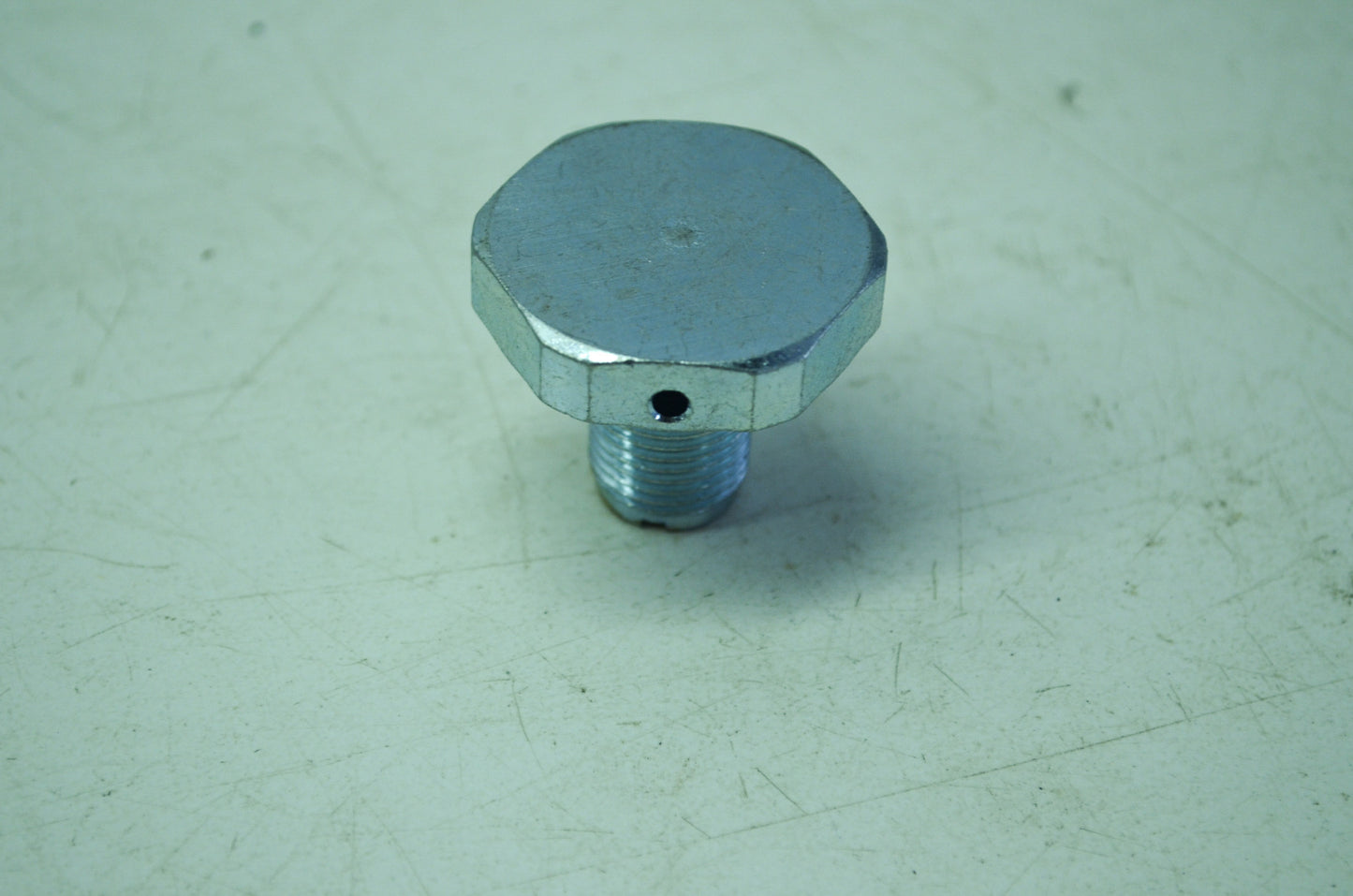 OEM Harley-Davidson 45754-60 Bolt & Valve NOS