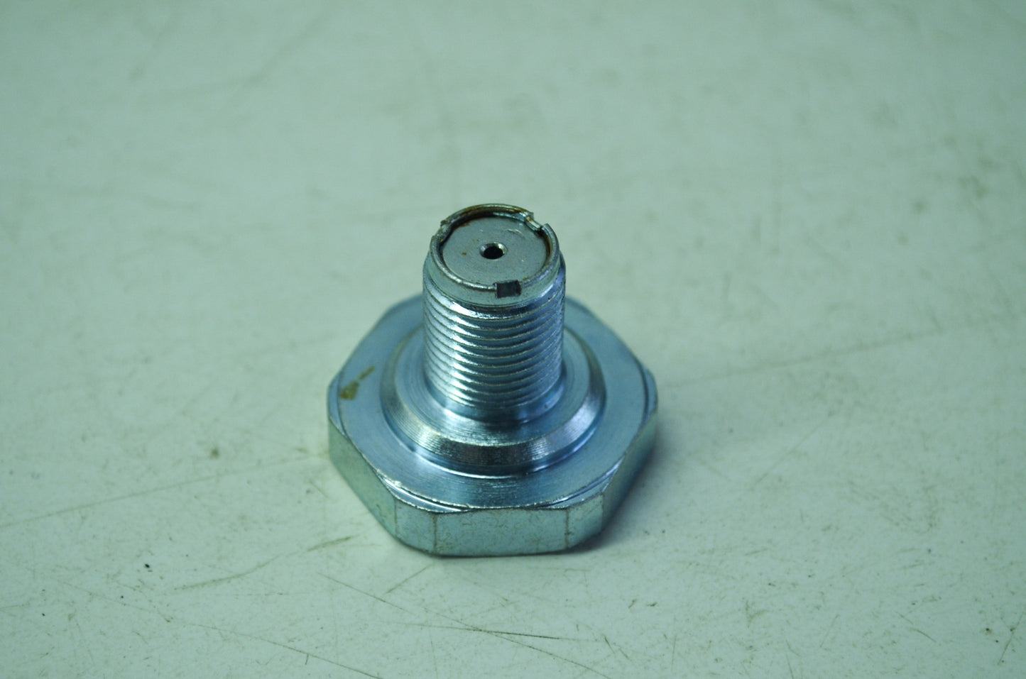 OEM Harley-Davidson 45754-60 Bolt & Valve NOS